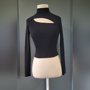 ARITZIA BABATON Black Fitted Cut-Out Top. Size S
